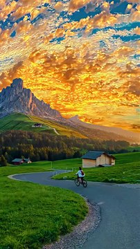 ** The Power of Solitude: Rediscovering Yourself Through Solo Travel **