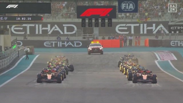 Así ha sido el caos de la salida en el Gran Premio de Abu Dhabi