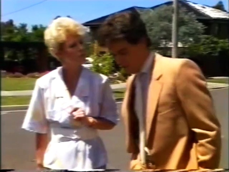 Neighbours deutsch - 202 - Schonkost und Diätbier (04.03)