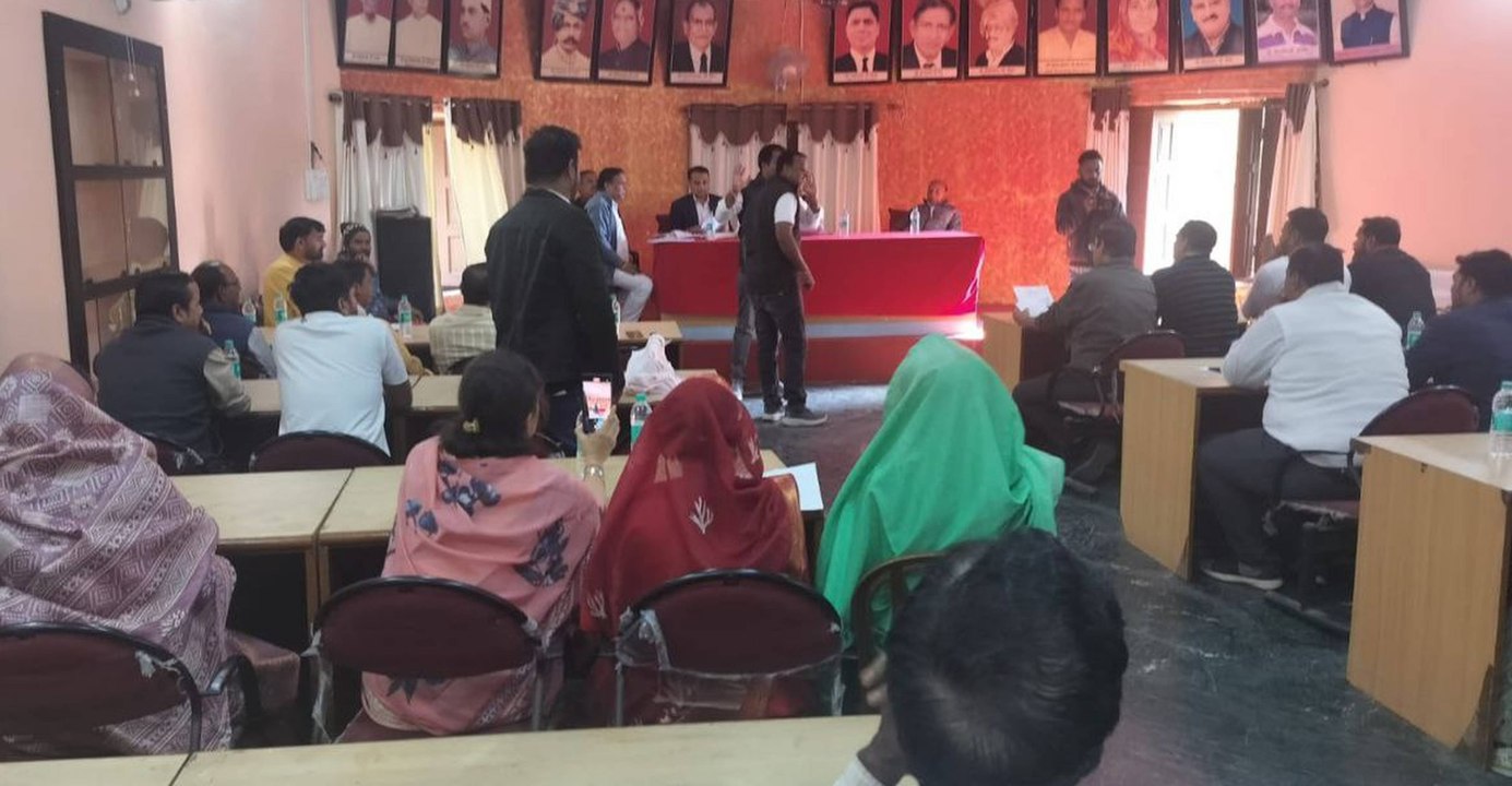 कांग्रेसी पार्षदों के हंगामे के बीच शहर में विकास कार्यों के 21 मुख्य बिंदुओं सहित लिए कई विशेष प्रस्ताव