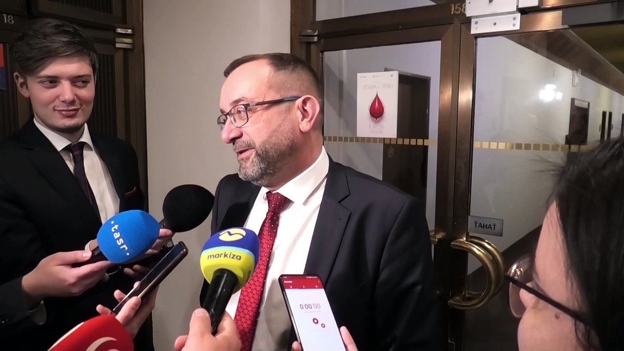 ZÁZNAM: R. Puci: Situáciu v poslaneckom klube Hlas-SD si vyriešime interne