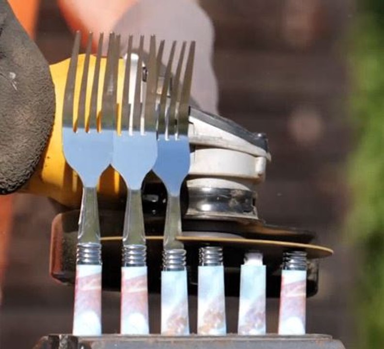 From table to garden! Repurpose cutlery for gar...