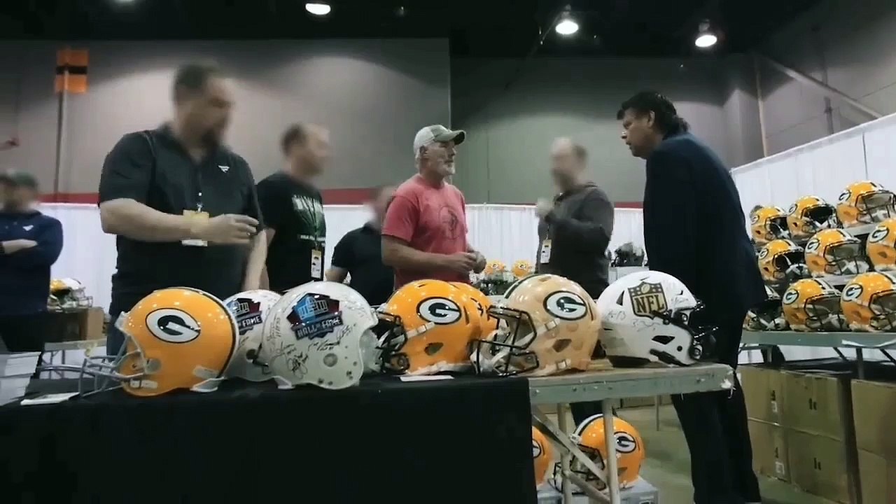Mark Gastineau Calls Out Brett Favre Over Controversial ‘Dive’ in Strahan Sack Record Play
