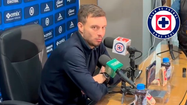 Martín Anselmi sale a conferencia furioso tras la eliminación de Cruz Azul a manos de América: Antes de decir cualquier barbaridad...