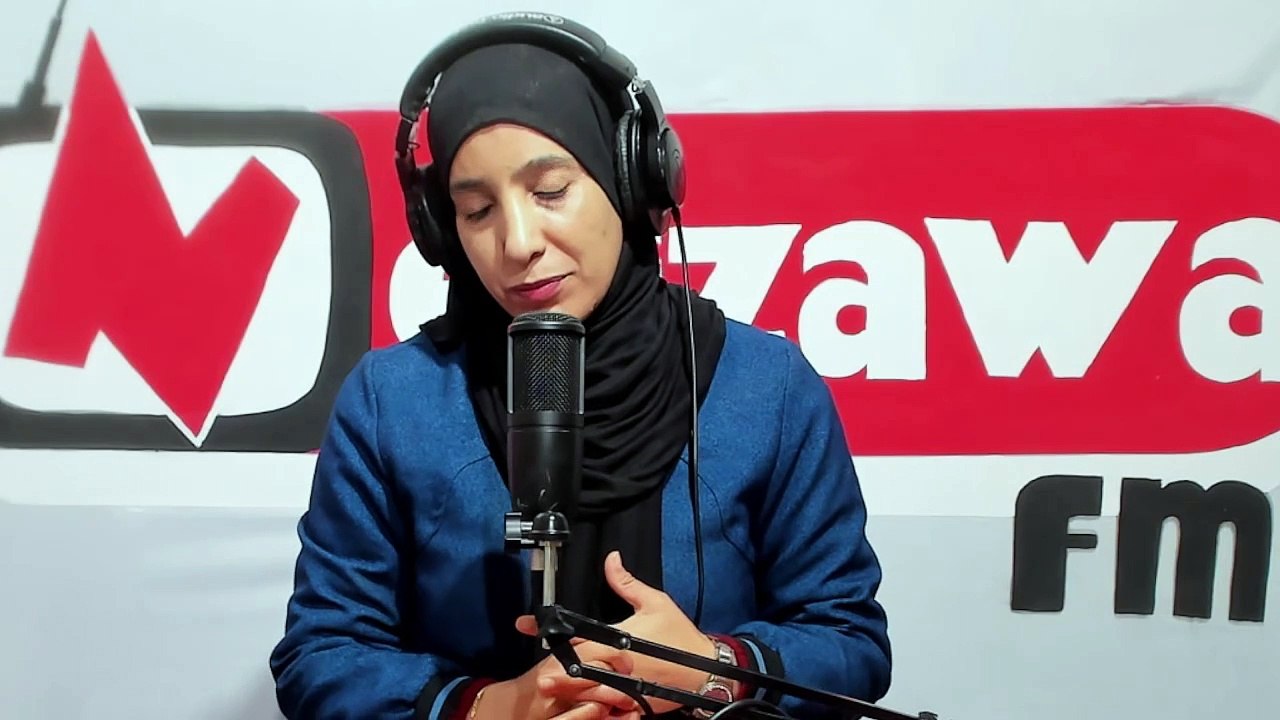 تحت شعار" أصدقاء الواحة :الدراجة ثقافة حياة والتطوع روحها " حملة نظافة بمدينة قبلي القديمة لنادي الدراجات الهوائية  أماني بنخديجة منشطة بدار الشباب قبلي طريق توزر