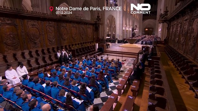 Le immagini dell'incontro tra Macron, Trump e Zelensky alla riapertura di Notre-Dame in Francia