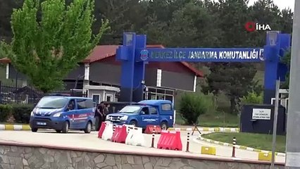 Evlerini kenevir serasına çevirdiler, kendilerini 'hastalığıma iyi geliyordu' diyerek savundular