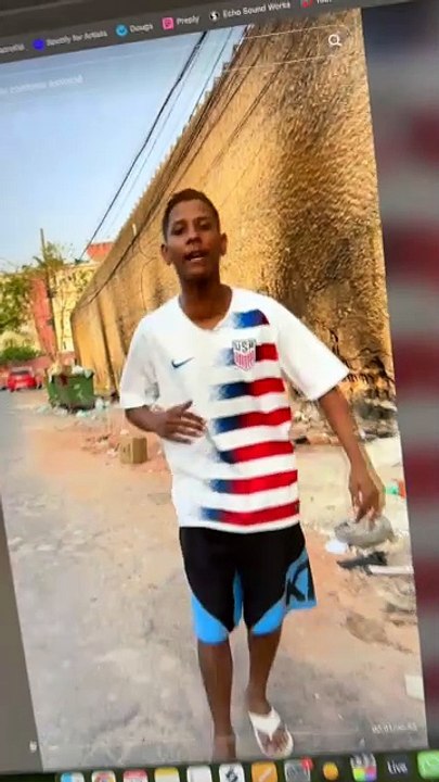 Femme en rouge dispo partout la mif ‼️