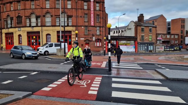 Watch cyclists and motorists take to new 'dutch' roundabout in Sheffield city centre at official launch