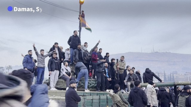 Syrie : les groupes rebelles menés par des islamistes s'emparent de Damas