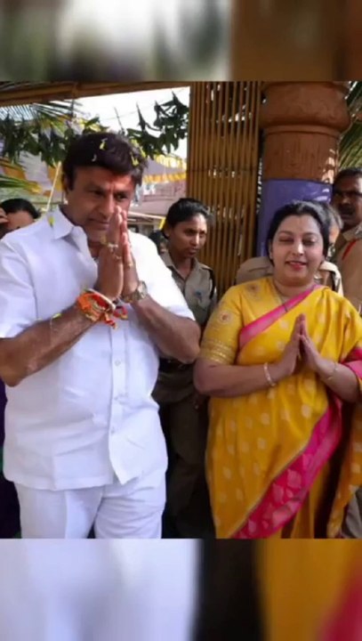 Nandamuri Balakrishna Vasundhara's 42nd wedding Anniversary | Celebrity News