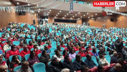 Bakan Yardımcısı Eminoğlu, Uşak'ta gençlerle bir araya geldi