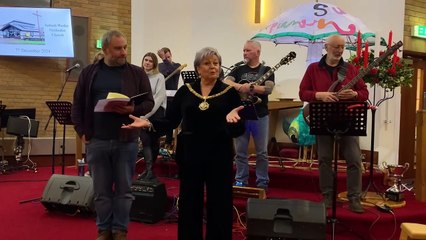 Redeemer Church lantern carol service