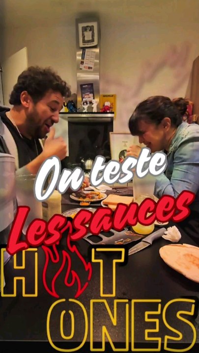 Ce soir on teste les sauces #HotOnes du #mcdonalds🍔🍟 et franchement... Ça arrache 😂 !!Premiere Partie avec les sauces Hell Pinata et Thai Toi !