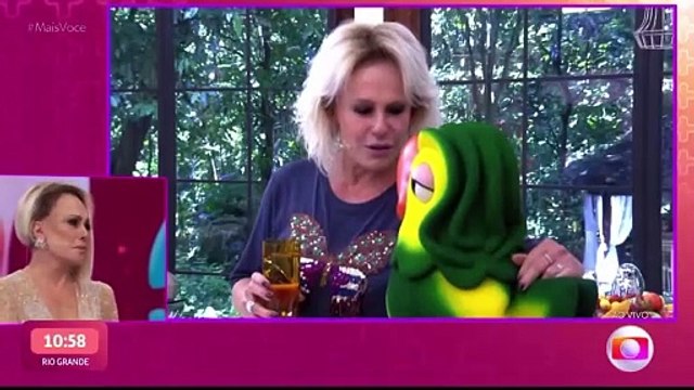 Ana Maria Braga chora ao vivo ao ouvir mensagem de Louro José
