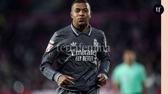 Mais c'est quoi ce formulaire de consentement sexuel que les footballeurs font signer à leurs partenaires ?