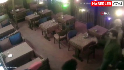 Kız arkadaşını restoranın ortasında bıçakla rehin alan turistin halüsinasyon gördüğü ortaya çıktı