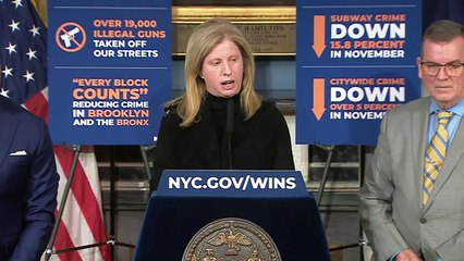 Homem é preso por envolvimento em caso de CEO morto em NY (polícia)