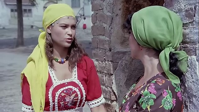Tutku-Türk-Filmi-HÜLYA-AVŞAR-KENAN-KALAV_35