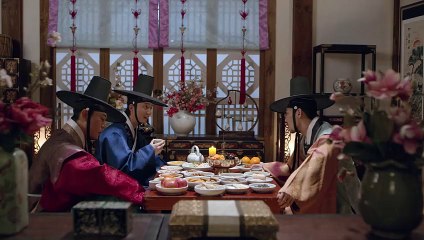 ÁM HÀNH NGỰ SỬ  - TẬP 09