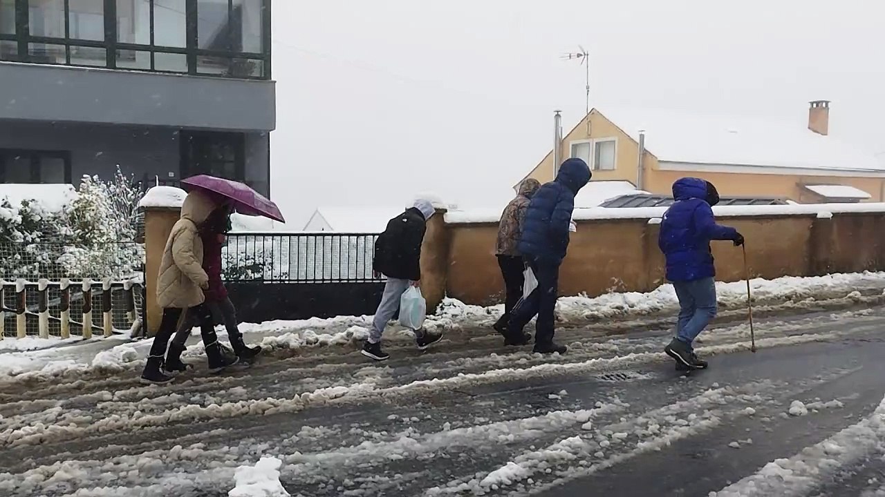 Media docena de provincias activan los avisos por temperaturas mínimas, olas y lluvia