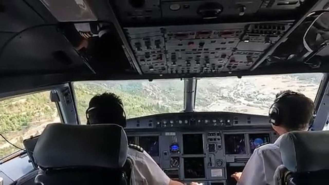 Atterrissage à Paro d'un A319, aéroport le plus dangereux du monde