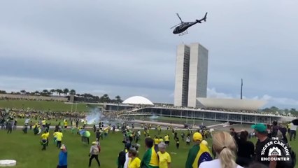 Warning From Exiled Journalist: The U.S. Is Making a Huge Mistake | Tucker Carlson