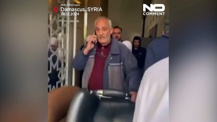 NO COMMENT: Saquean el palacio presidencial de Bashar al Assad en Siria