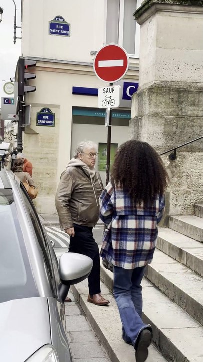 Dominique Besnehard - Arrivées aux obsèques de Niels Arestrup à l'Église Saint-Roch à Paris le 10 décembre 2024. © Florian Savina / Bestimage