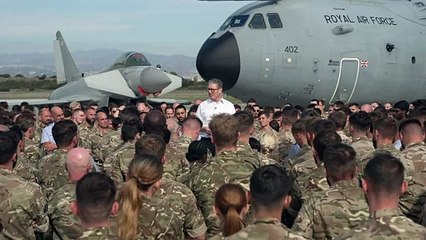 PM thanks troops for ‘stepping up’ in Middle East crisis