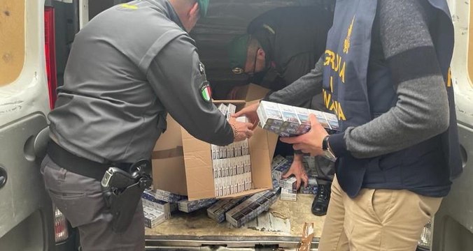 Portici, contrabbando sigarette e sicurezza prodotti: raffica di controlli e denunce (10.12.24)