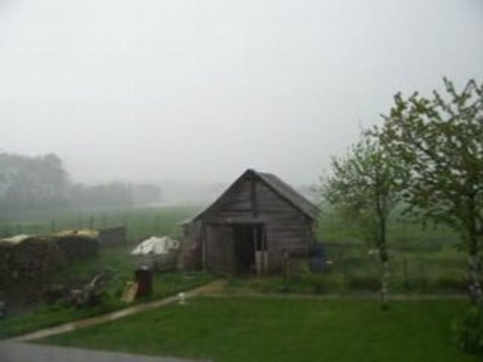 Orage sur Nevers le 27 avril 2008 (2)