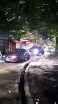 Quem é a mulher pendurada na porta de carro após flagrar suposta traição em Belém