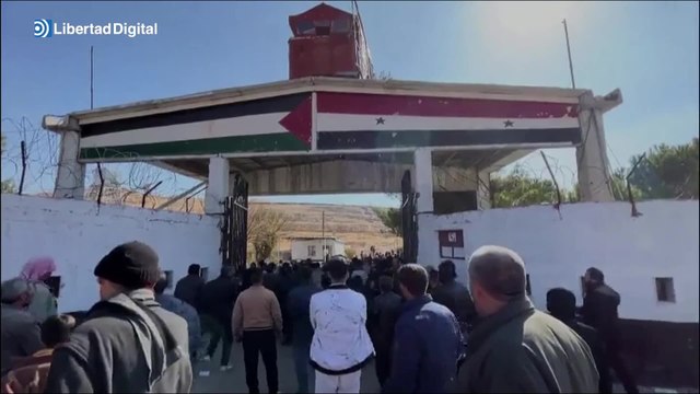 Los rebeldes sirios abren las prisiones a cientos de presos del régimen de Al-Assad