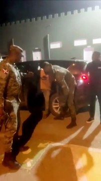 En San Juan de la Maguana arrestan dominicano con indocumentados