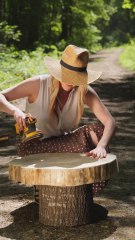 Artist makes cute epoxy table in the heart of the forest 🌿