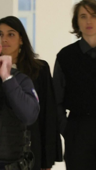 Adèle Haenel sort de ses gonds au procès contre Christophe Ruggia