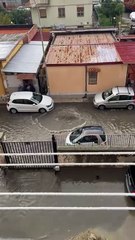 Strada allagata a Messina