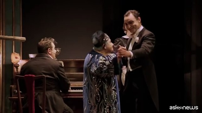 Magnifica presenza di Ferzan Ozpetek arriva a Manzoni di Milano