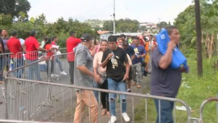 Largas filas en las Naviferias del IMA