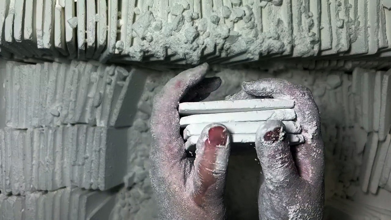 566_Chalk_Thins___Mass_Crush___Oddly_Satisfying___ASMR___Sleep_Aid(1080p60 HDR)