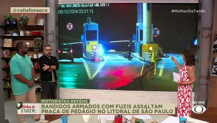 Homem furta celular durante momento de oração em igreja | Melhor da Tarde