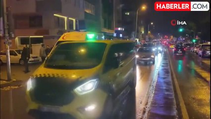 Maltepe'de 5 Katlı Binanın Çatısı Göçtü