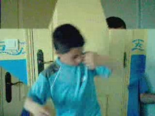 La teckonik dansé par hugo et jordan