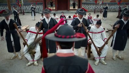 ÁM HÀNH NGỰ SỬ  - TẬP 10