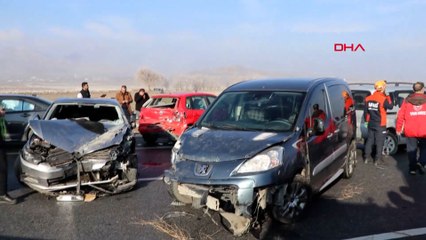 VAN'daki zincirleme kazalar; 9'u ağır, 83 kişi yaralandı