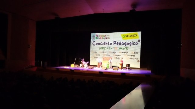 Concierto de Reciclashhh en el Teatro Auditorio Buero Vallejo