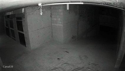 Vídeo mostra suspeito de furto em ação no bairro de Ponta Verde