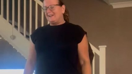 Man tries to lift his partner for upside down challenge but drops her