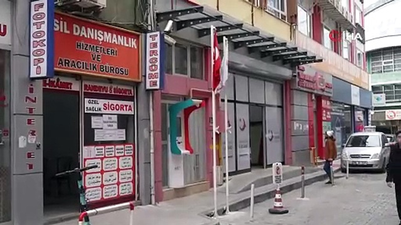 Suriyelilerin yaşadığı mahallede dükkanlar boş kaldı